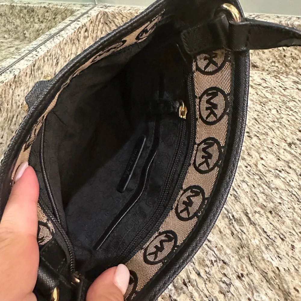 Michael Kors Brown and Black Crossbody Bag with Chic Design